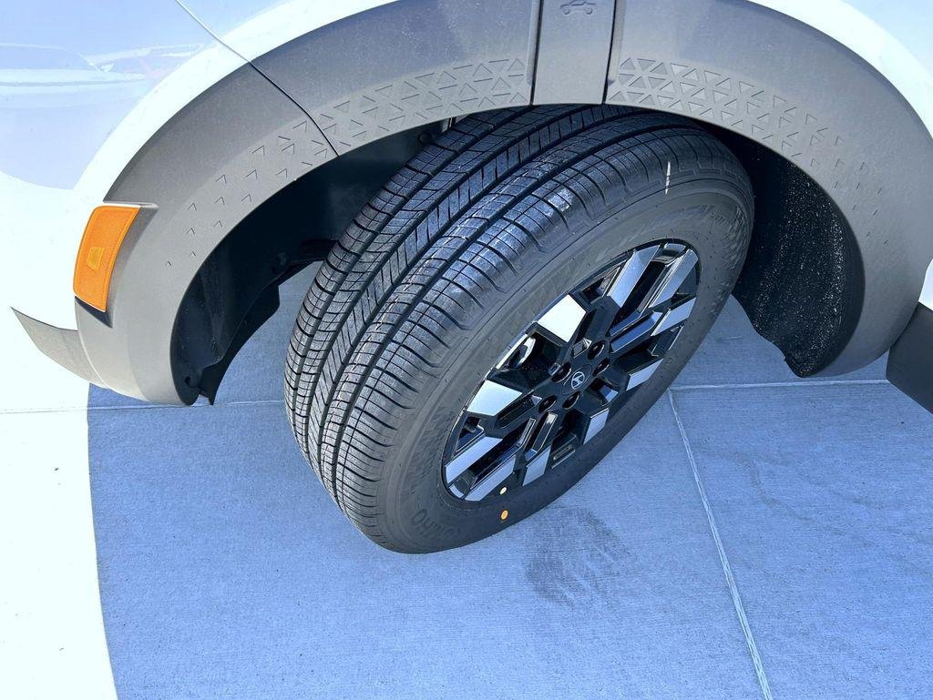 New 2026 White Hyundai SEL AWD image 23