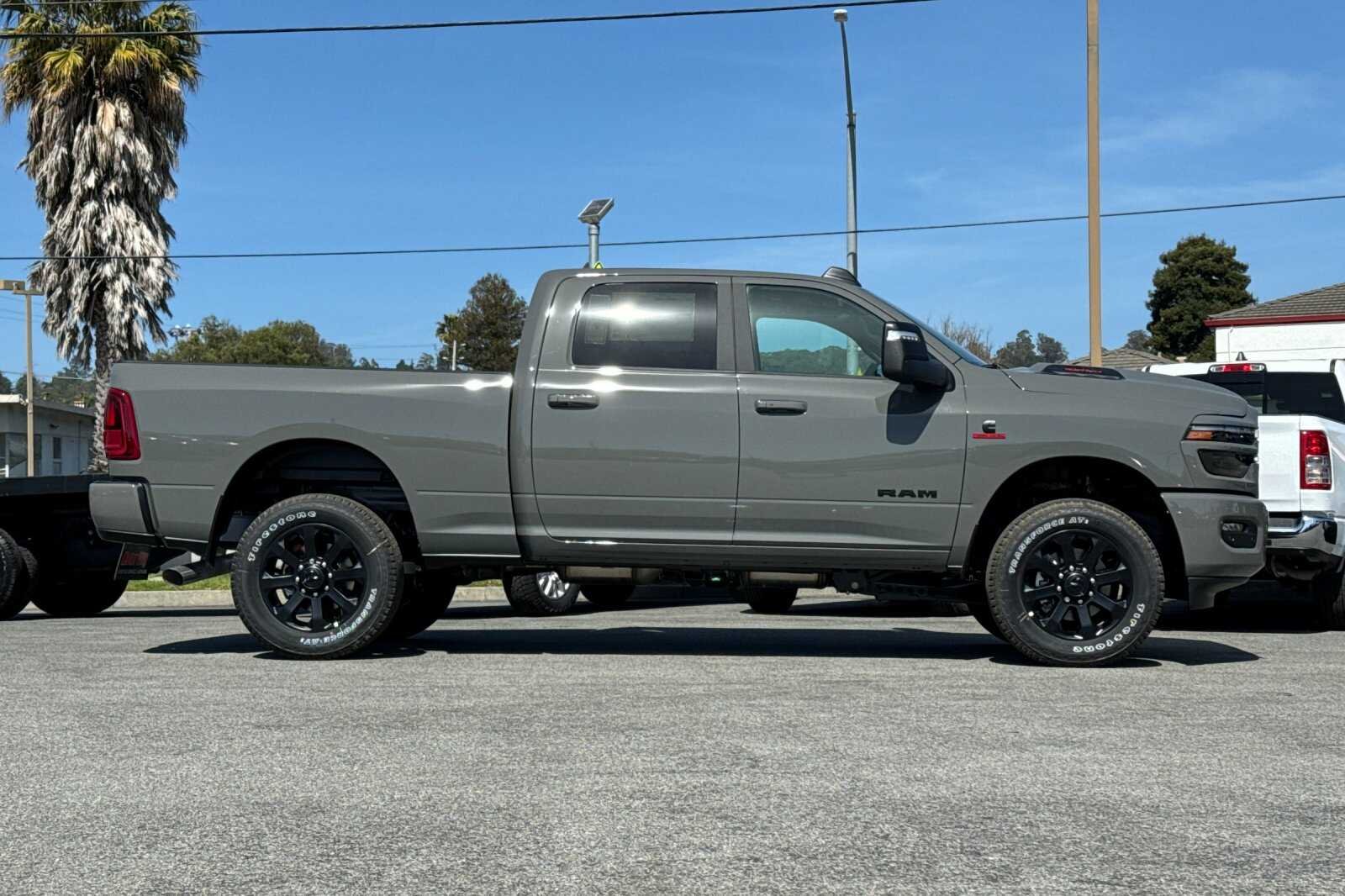 New 2026 Ceramic Gray Clear-Coat Exterior Paint RAM LARAMIE image 3