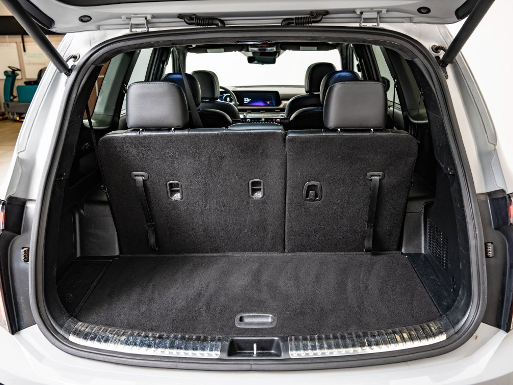 Used 2023 Wolf Gray Kia SX-Prestige X-Line image 20