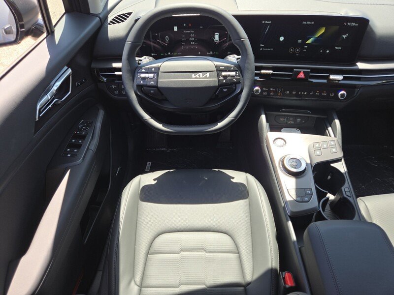 New 2026 Shadow Matte Gray Kia SX Prestige image 9