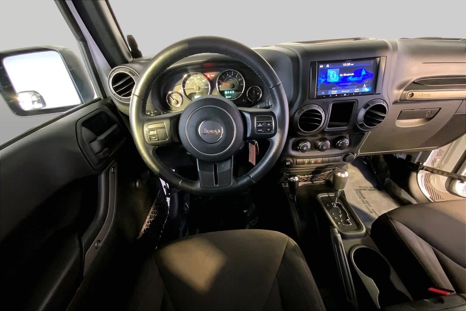 Used 2017 Bright White Clearcoat Jeep Sport image 6