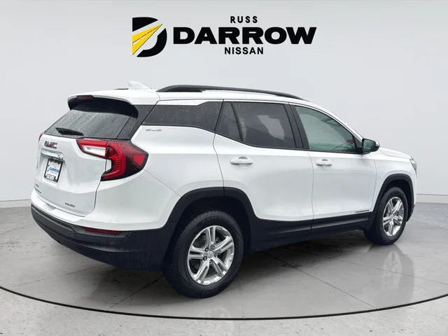 Used 2023 White GMC SLE image 5