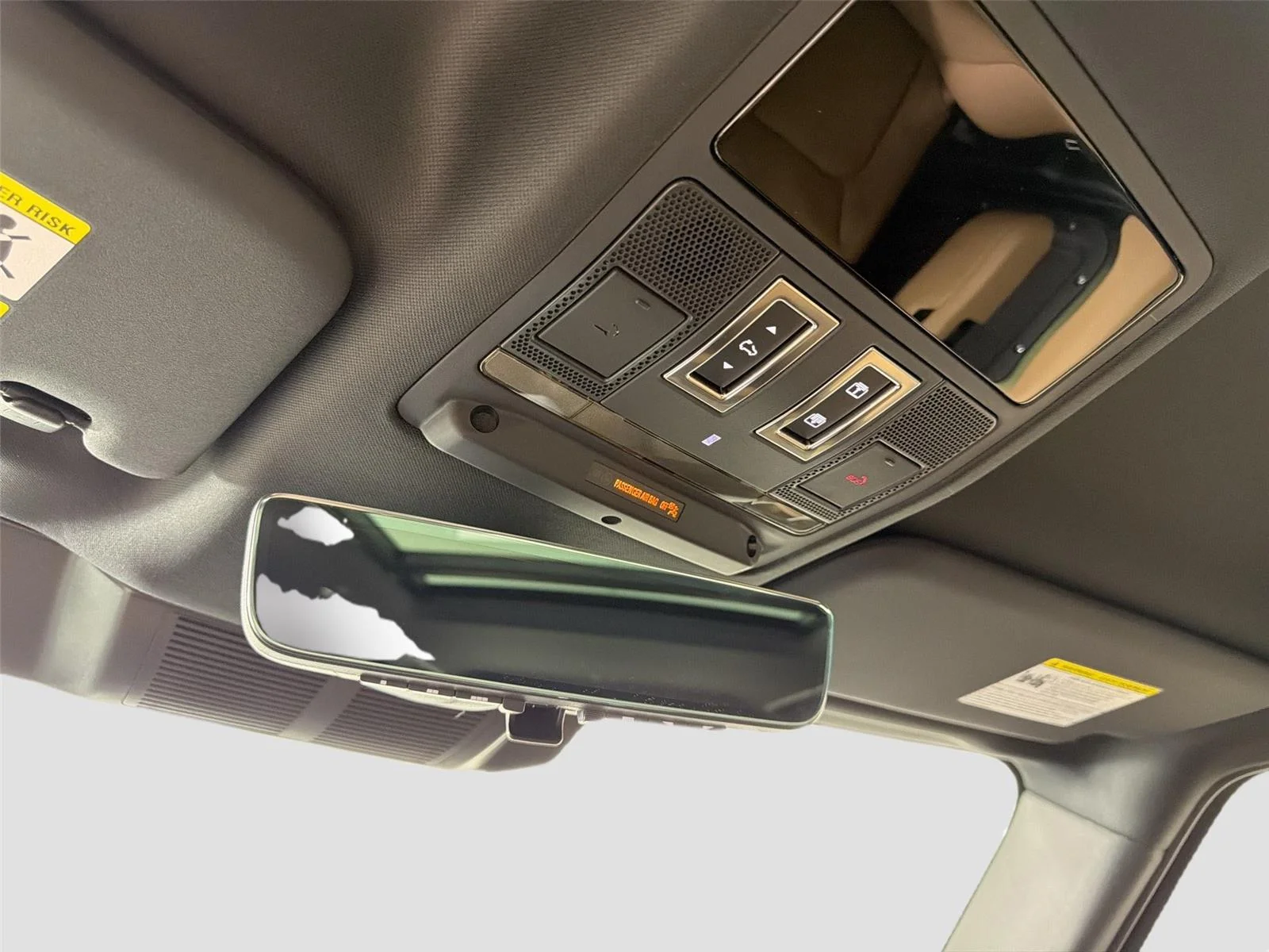 New 2026 Woolstone Green LAND ROVER S image 20