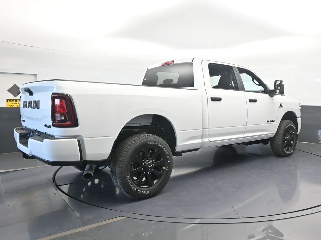 New 2026 Bright White Clear-Coat Exterior Paint RAM Big Horn image 6