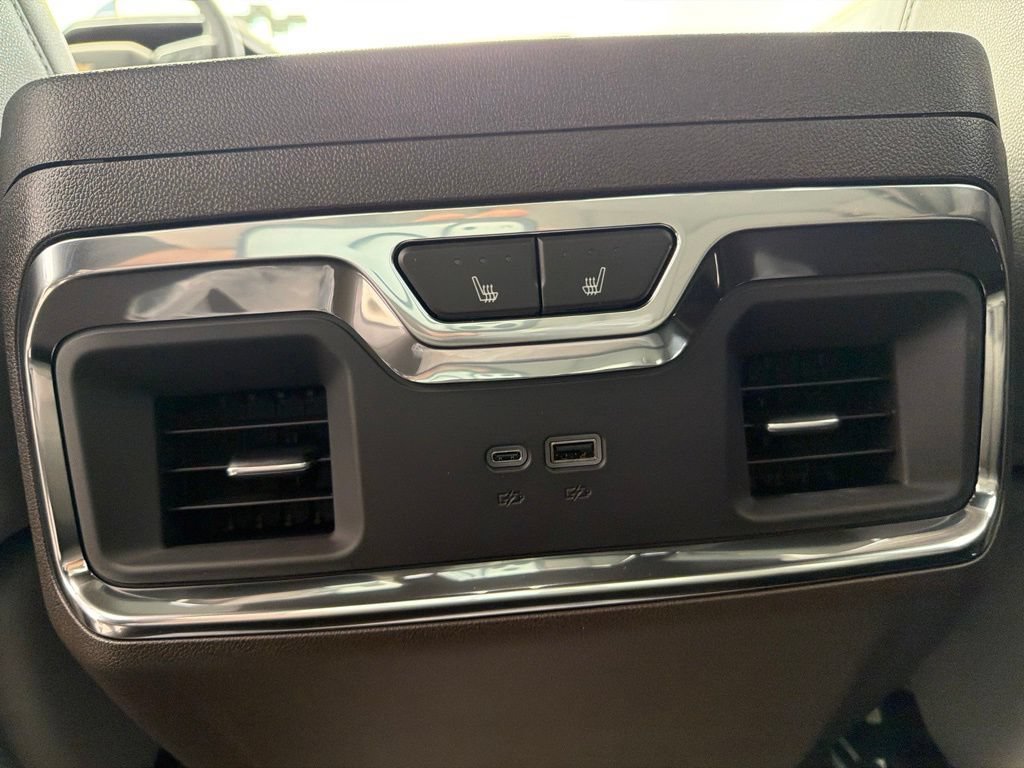 2026 Chevrolet Silverado 1500 LTZ - Photo 16