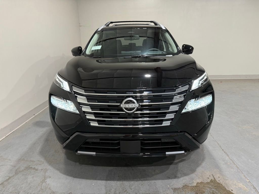 2026 Nissan Rogue Platinum - Photo 2