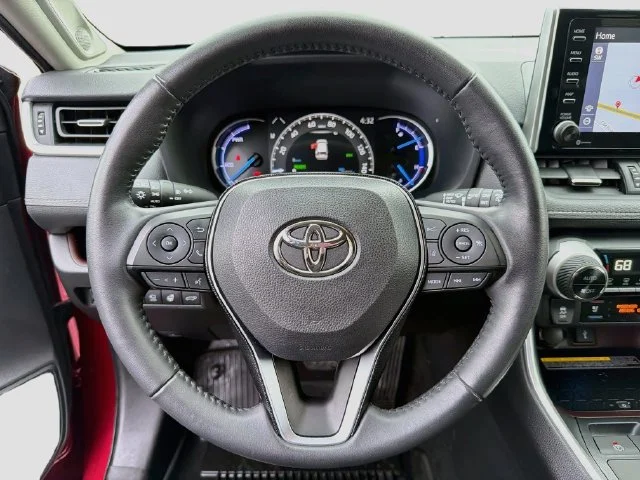 Used 2020 Red Toyota Limited image 12