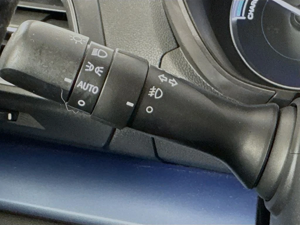 Used 2019 Blue Subaru Hybrid image 12