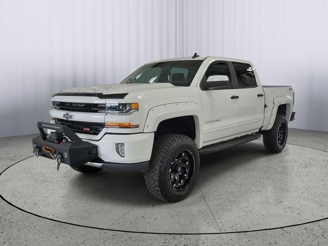 Used 2016 White Chevrolet LT image 4
