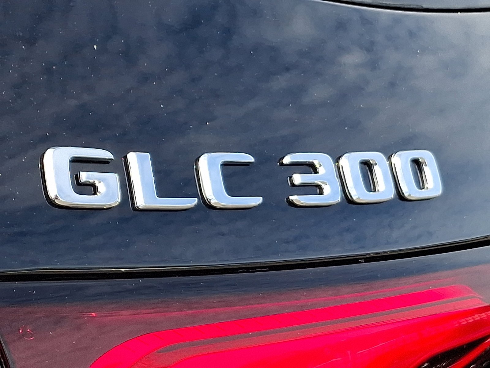 New 2026 Black Mercedes-Benz GLC 300 image 28