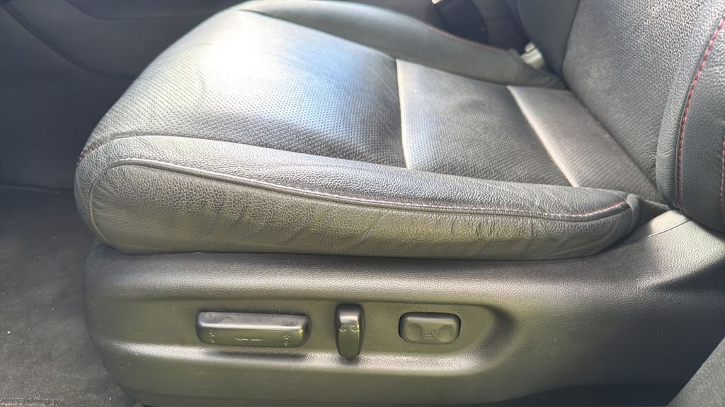 Used 2022  Honda Black Edition image 16
