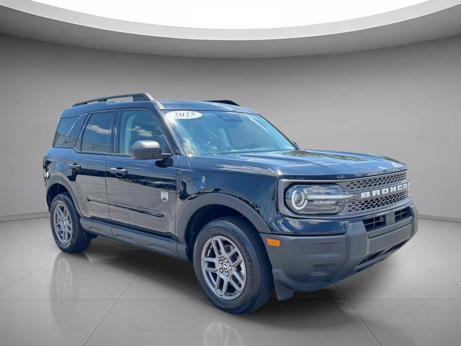Used 2025 Shadow Black Ford Big Bend image 3