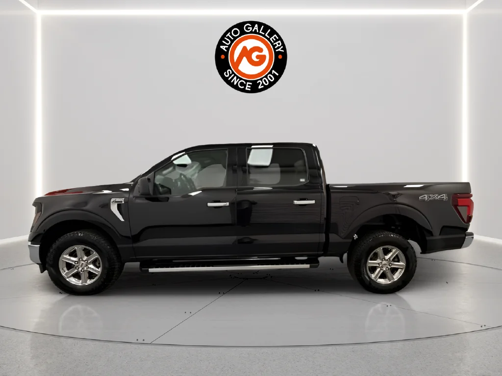 Used 2025 Black Ford XLT image 4