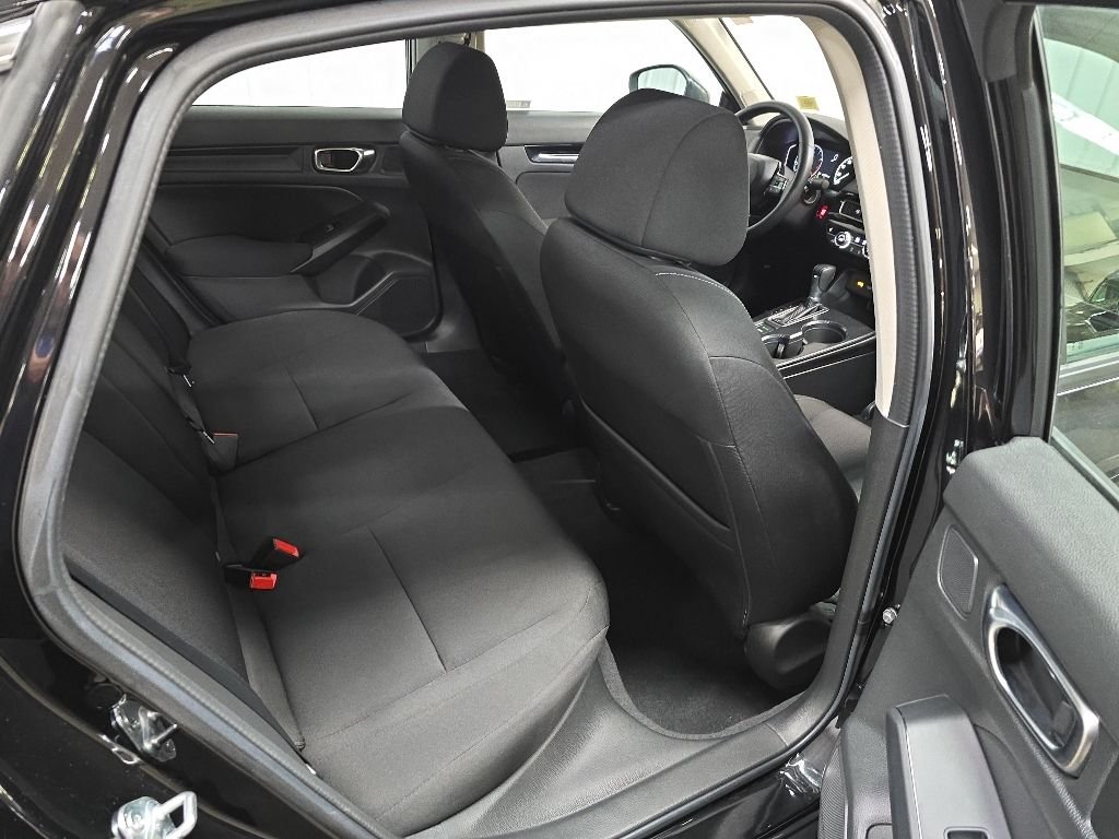 Used 2023 Black Honda EX image 18