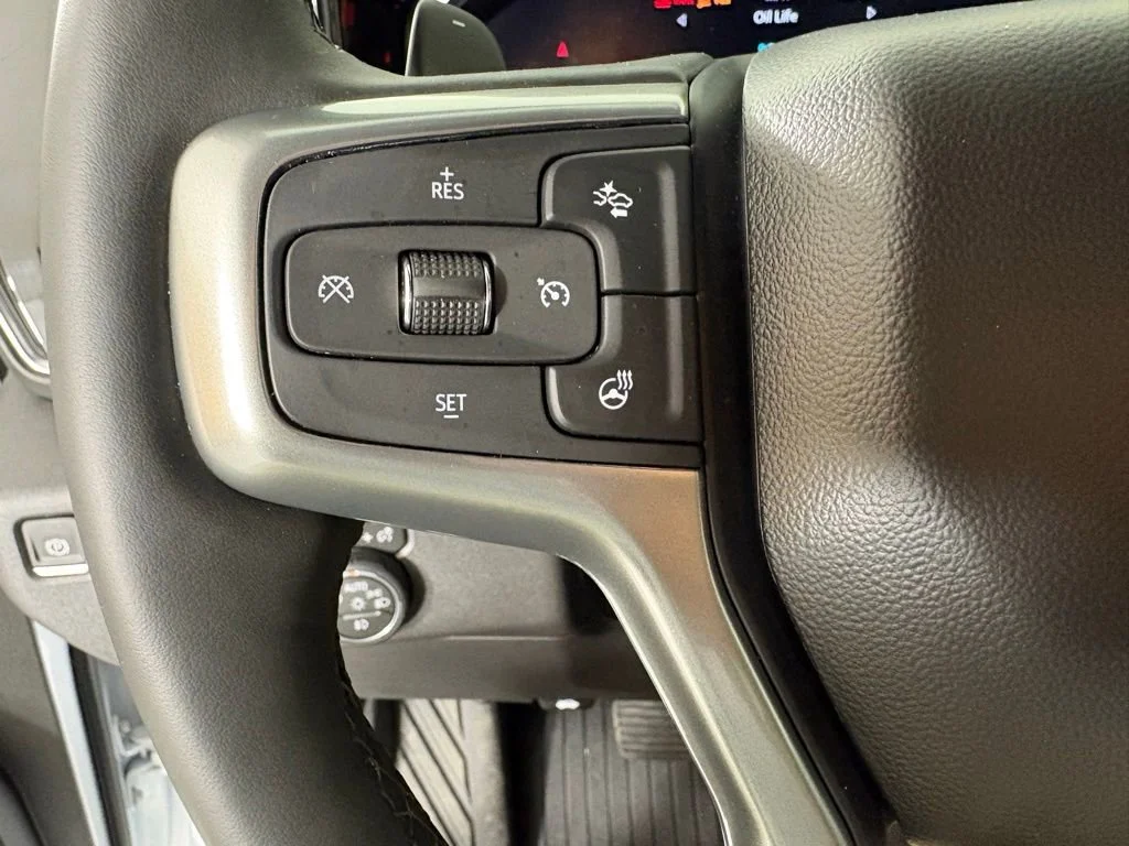 New 2026 Summit White Chevrolet LT Trail Boss image 29