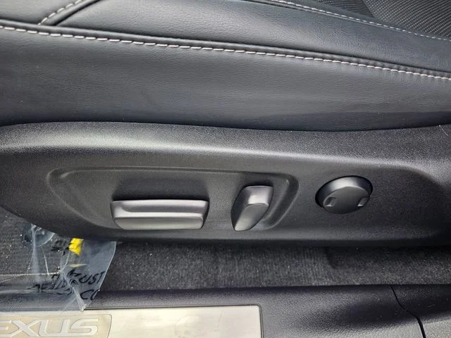 Certified Used 2021 White Lexus 450h image 4