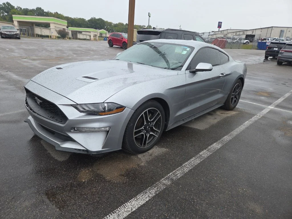 Used 2022 Silver Ford EcoBoost image 2