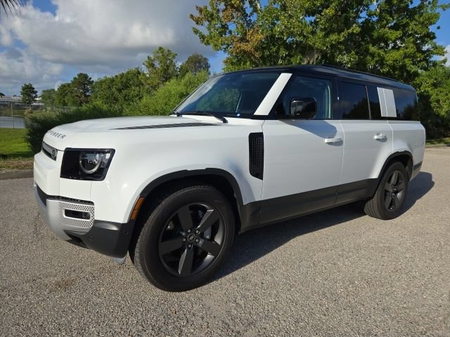 2025 Land Rover Defender S