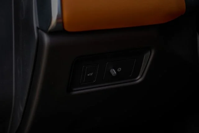 2026 Jaguar F-Pace R-Dynamic S - Photo 31