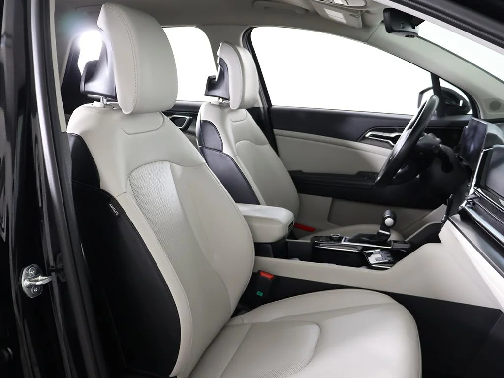 Used 2024 Black Kia EX image 30