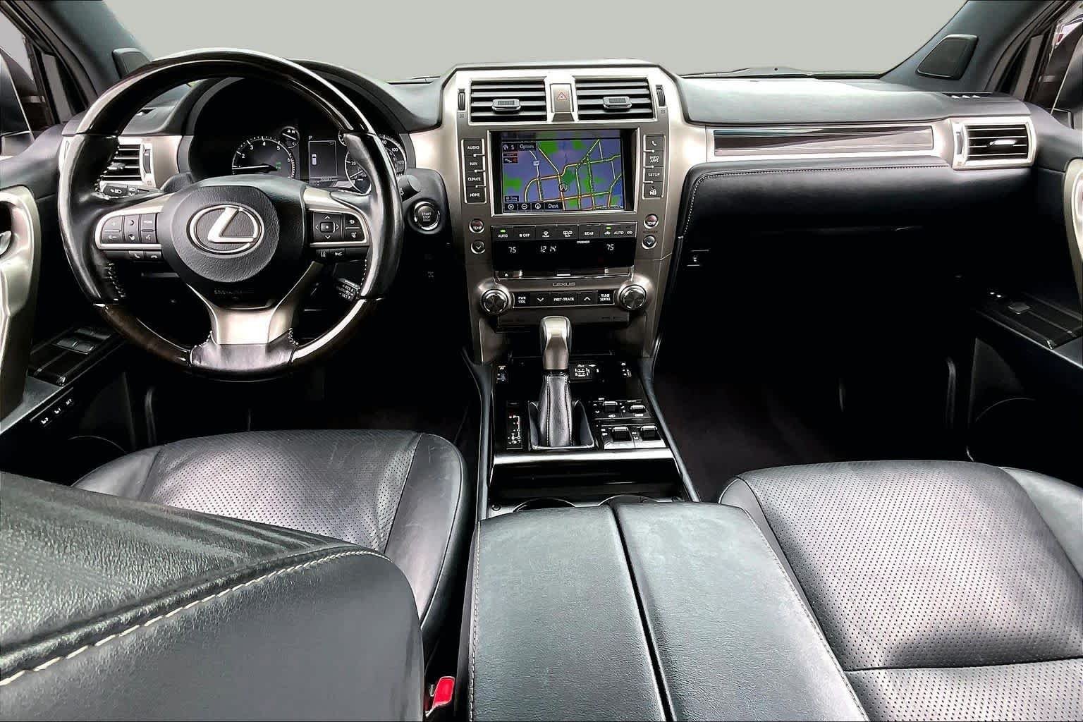 Used 2021 Starfire Pearl Lexus Luxury image 16