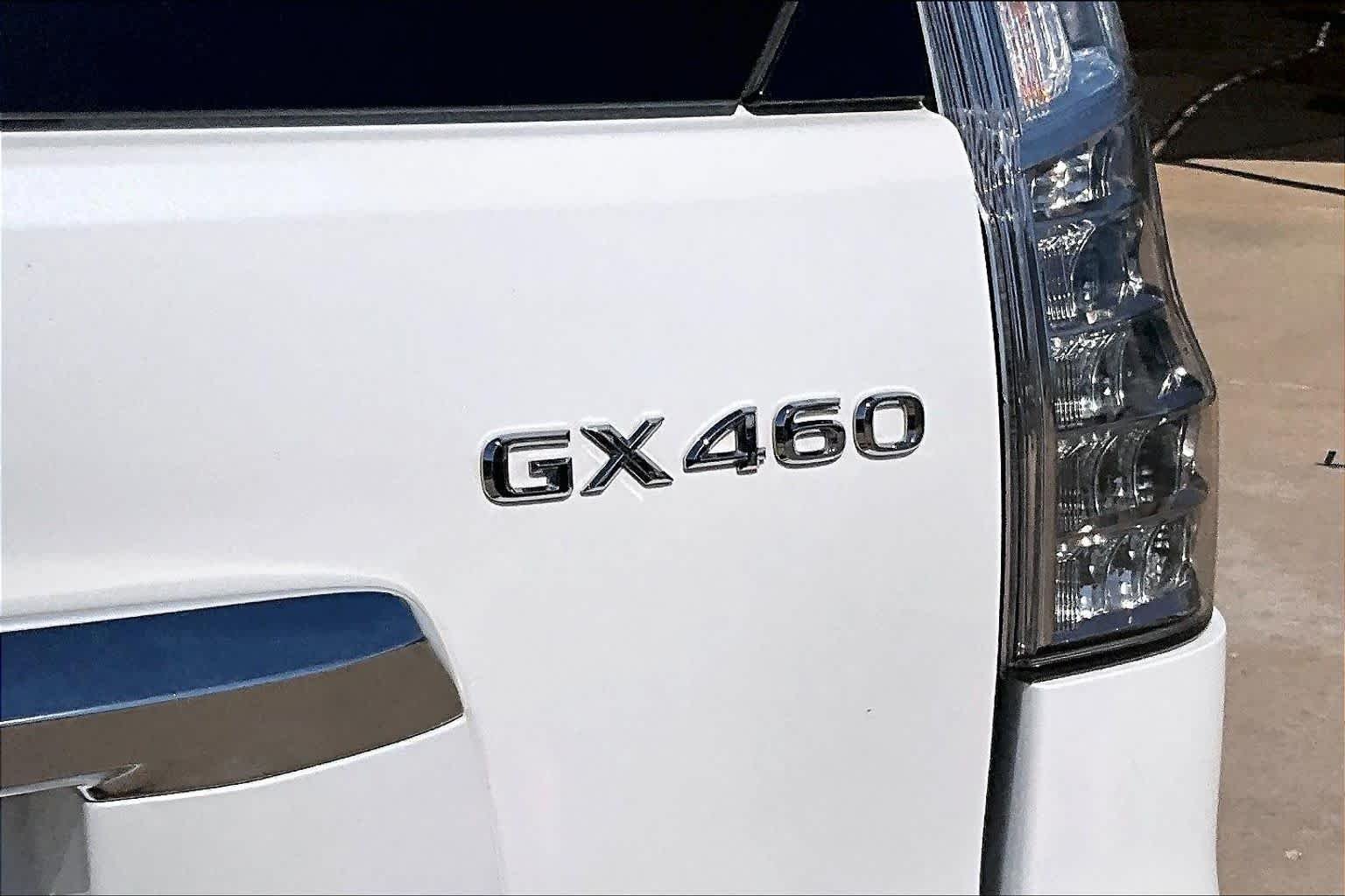 Used 2020 Starfire Pearl Lexus Premium image 19