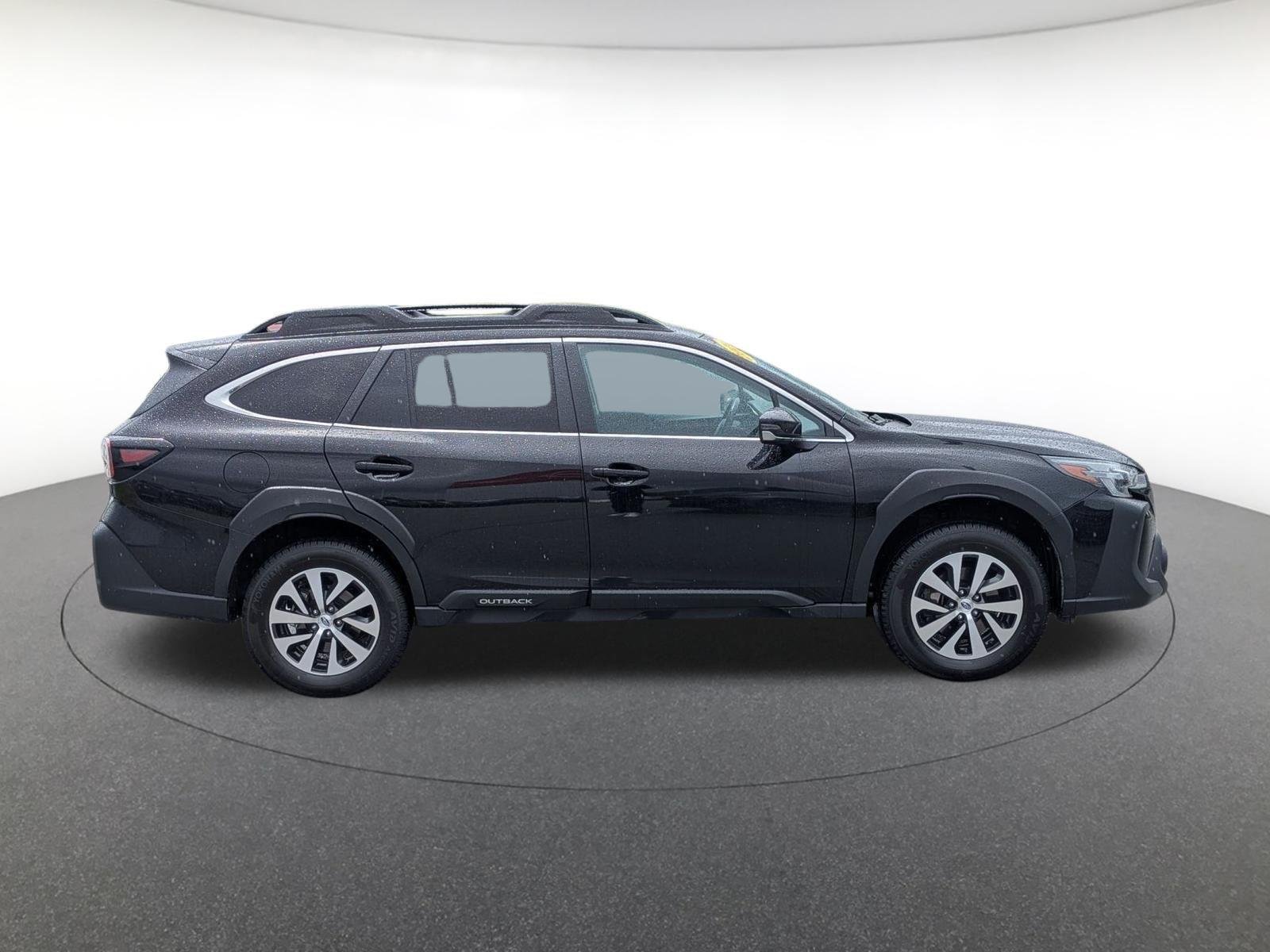 Used 2024 Crystal Black Silica Subaru Premium image 8