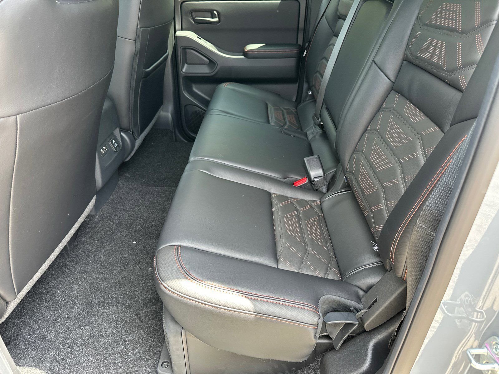 New 2026 Gray Nissan PRO-4X image 19