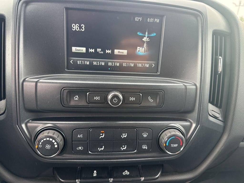 Used 2017 White Chevrolet WT image 10