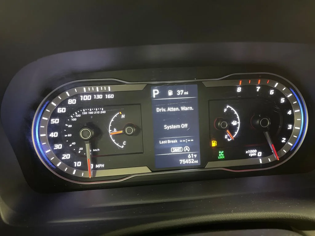 Used 2024 Black Hyundai SEL image 22
