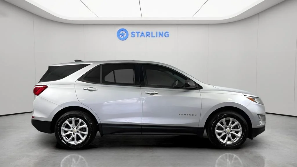 Used 2018 SILVER ICE METALLIC Chevrolet LS image 11