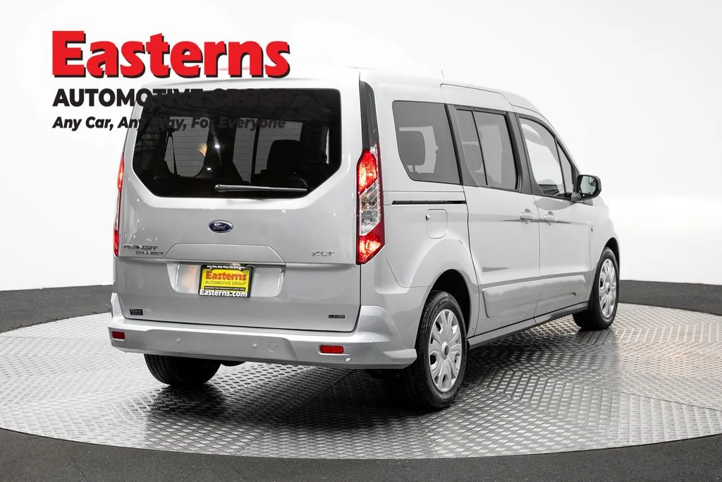 Used 2022 Silver Ford XLT image 5