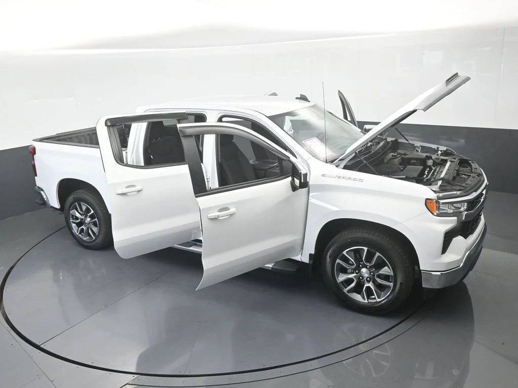Used 2022 Summit White Chevrolet LT image 70