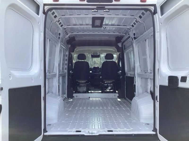 New 2026 Bright White Clear-Coat Exterior Paint RAM High Roof image 16