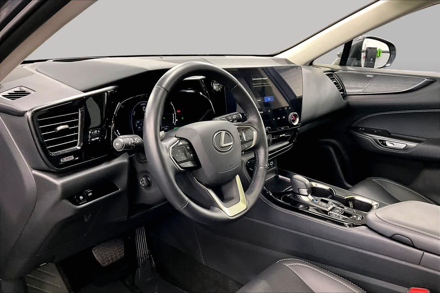 2026 Lexus NX Hybrid 350h - Photo 17