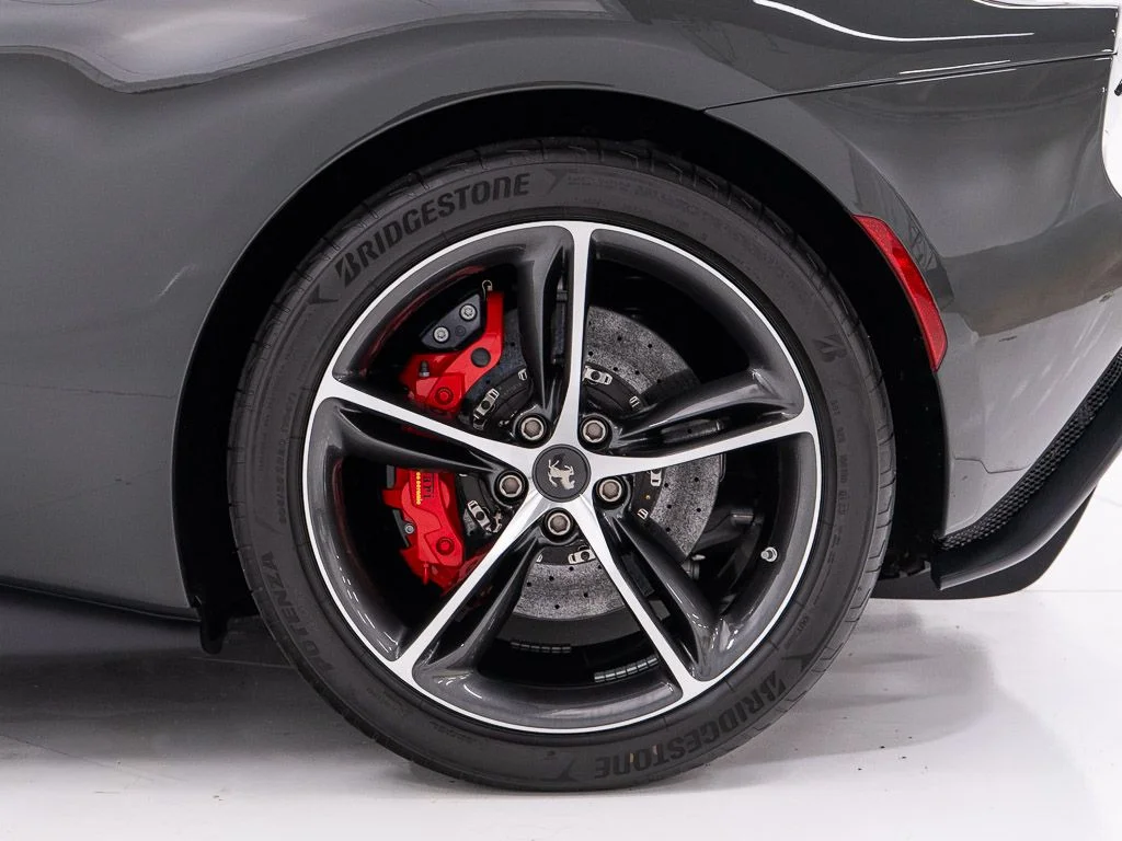 Used 2023 Grigio Scuro Ferrari  image 31