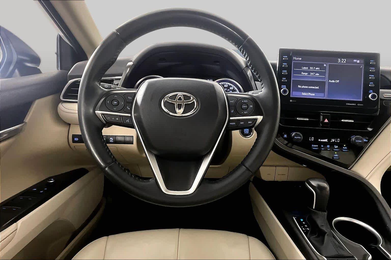 Used 2023 Wind Chill Pearl Toyota XLE image 6