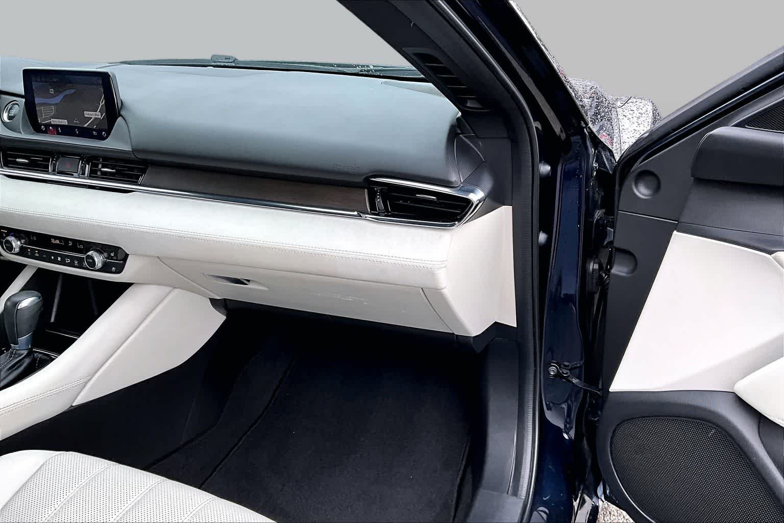 Used 2019 Deep Crystal Blue Mazda Signature image 18