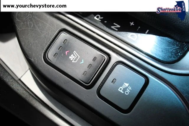 Used 2015 Blue Hyundai Base image 24