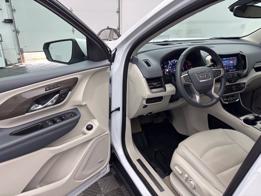 Certified Used 2023 White Frost Tri-Coat GMC Denali image 17