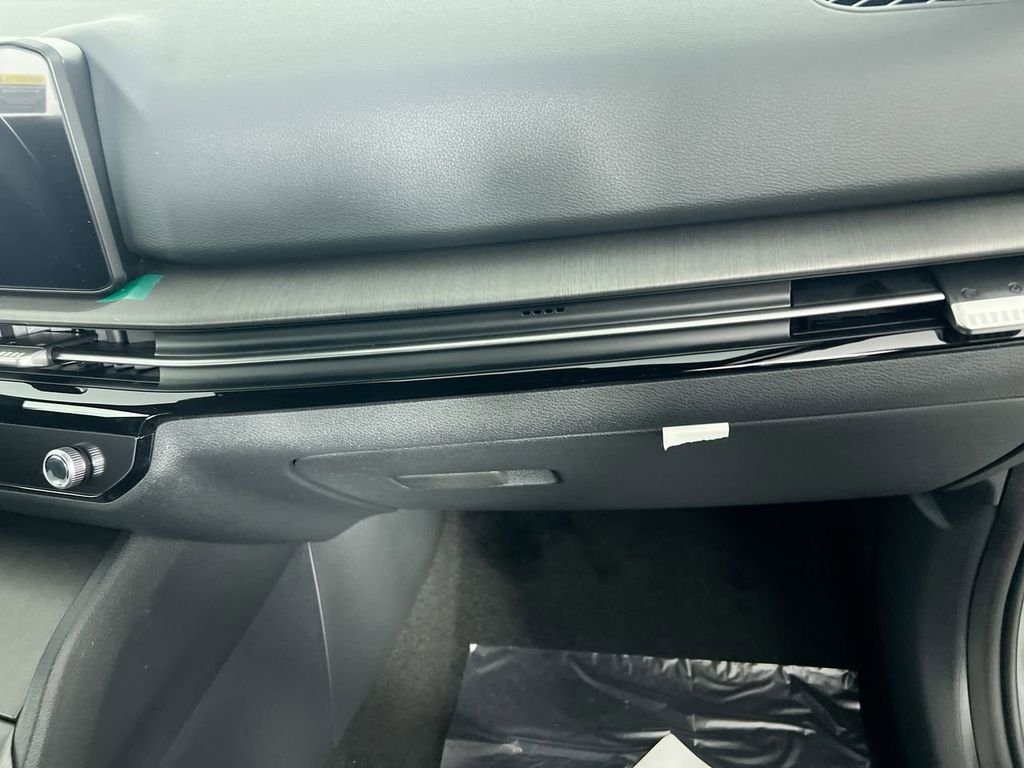 New 2026 Shadow Matte Gray Kia X-Line image 30