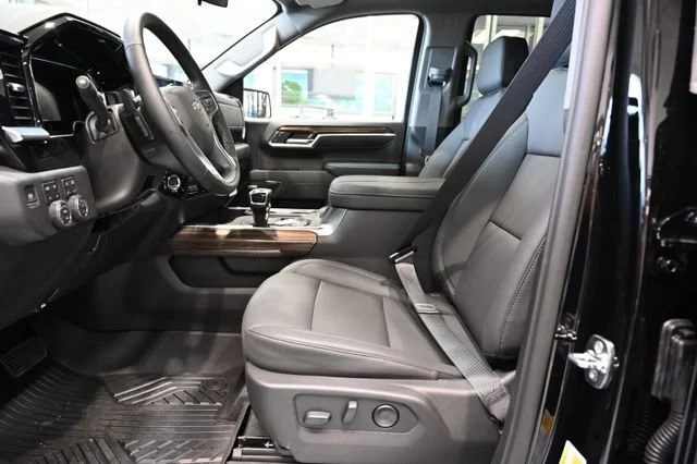 2026 Chevrolet Silverado 1500 LT Trail Boss - Photo 10