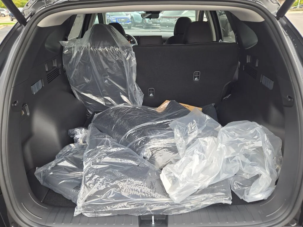 Used 2026 Black Hyundai SEL image 10