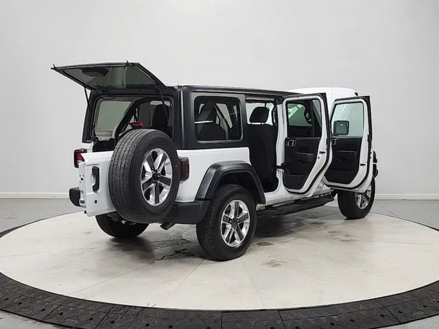 Used 2023 White Jeep Sport image 15