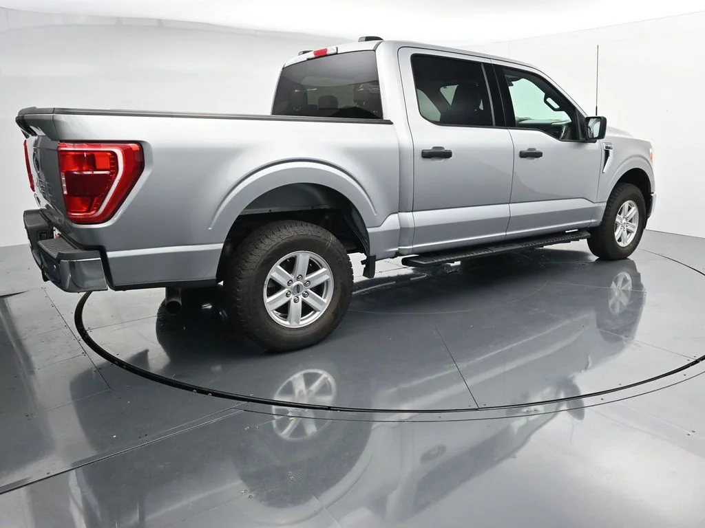 Used 2022 Silver Ford XLT image 7