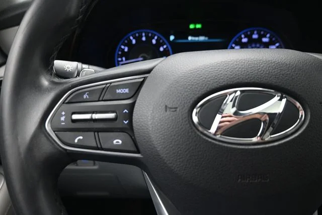 Used 2021 White Hyundai SEL image 27