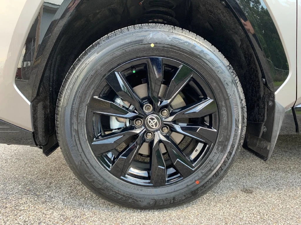 Used 2026  Toyota SE image 32