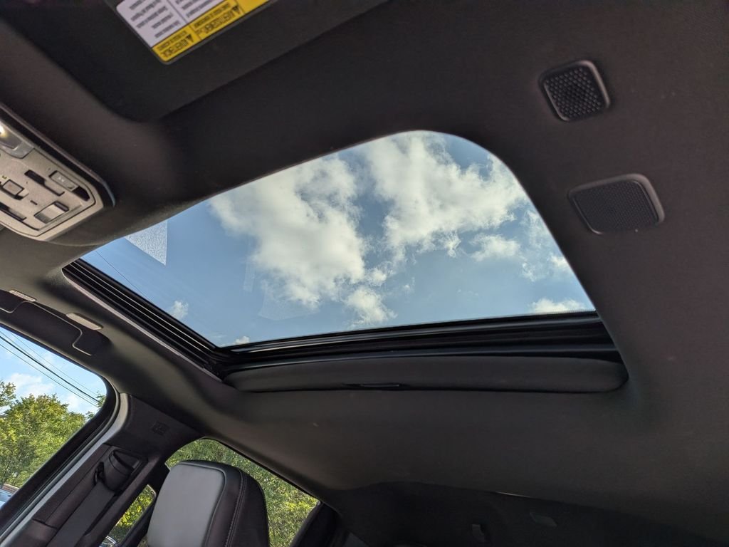 Used 2024  Toyota TRD Off-Road image 11