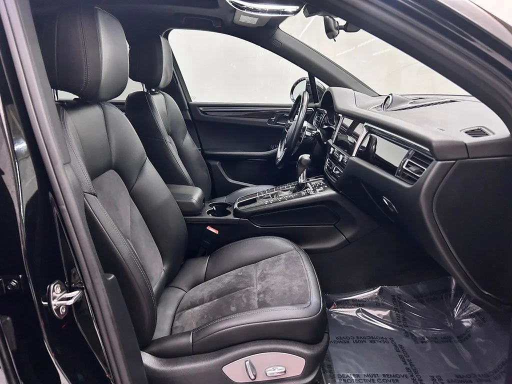 Used 2020 Black Porsche Base image 18
