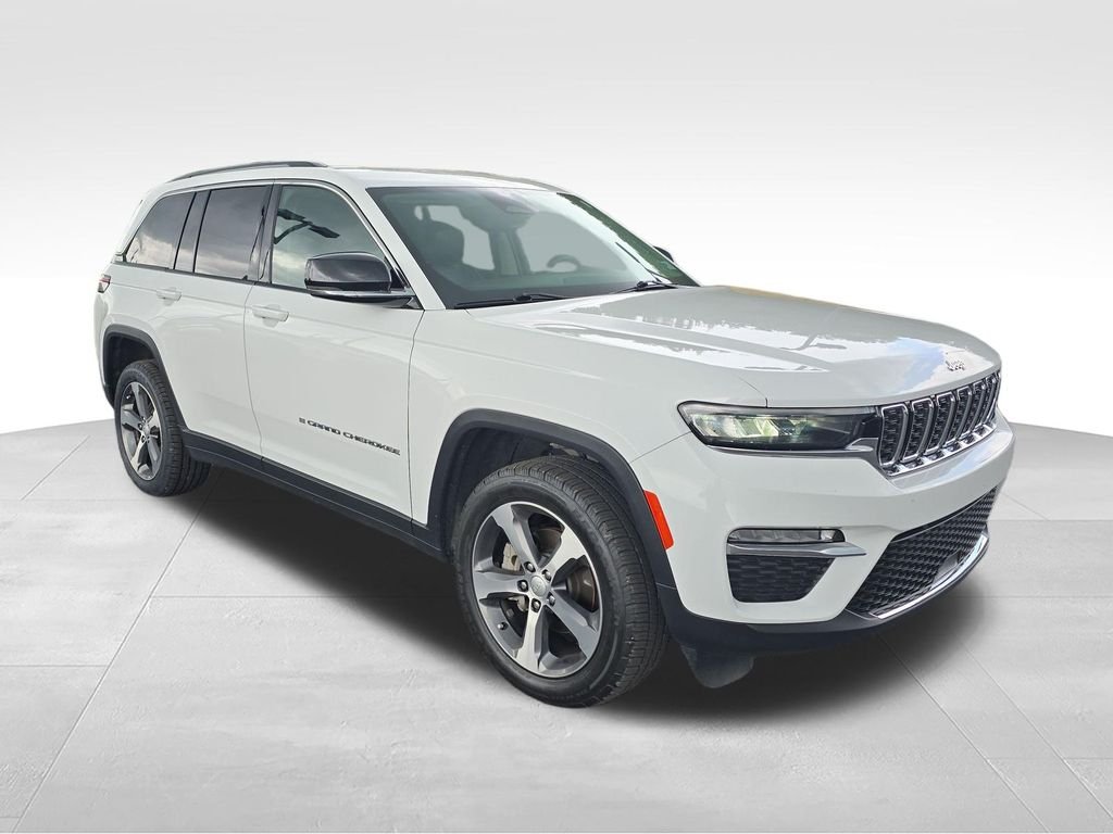 Used 2023 White Jeep Limited image 7